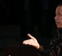 Jokowi tunggu pemerintah Malaysia minta maaf soal bendera terbalik