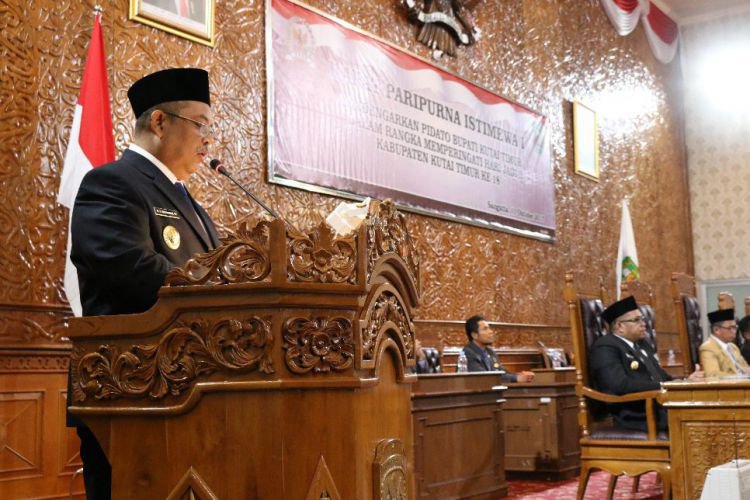 Ditengah krisis pemerintah masih mampu meraih banyak prestasi