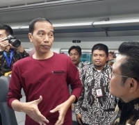 Mengapa Jokowi Kerap Muncul Bergaya Santai? Ini Alasannya