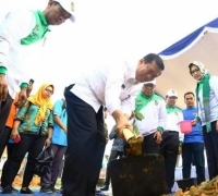 Wali Kota se Sumatera Tanam Pohon Khas Daerah di Perkantoran Tenayan