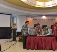 Bank Riau Kepri Teken MOU Dengan Perbarindo Riau Terkait APEX BPR