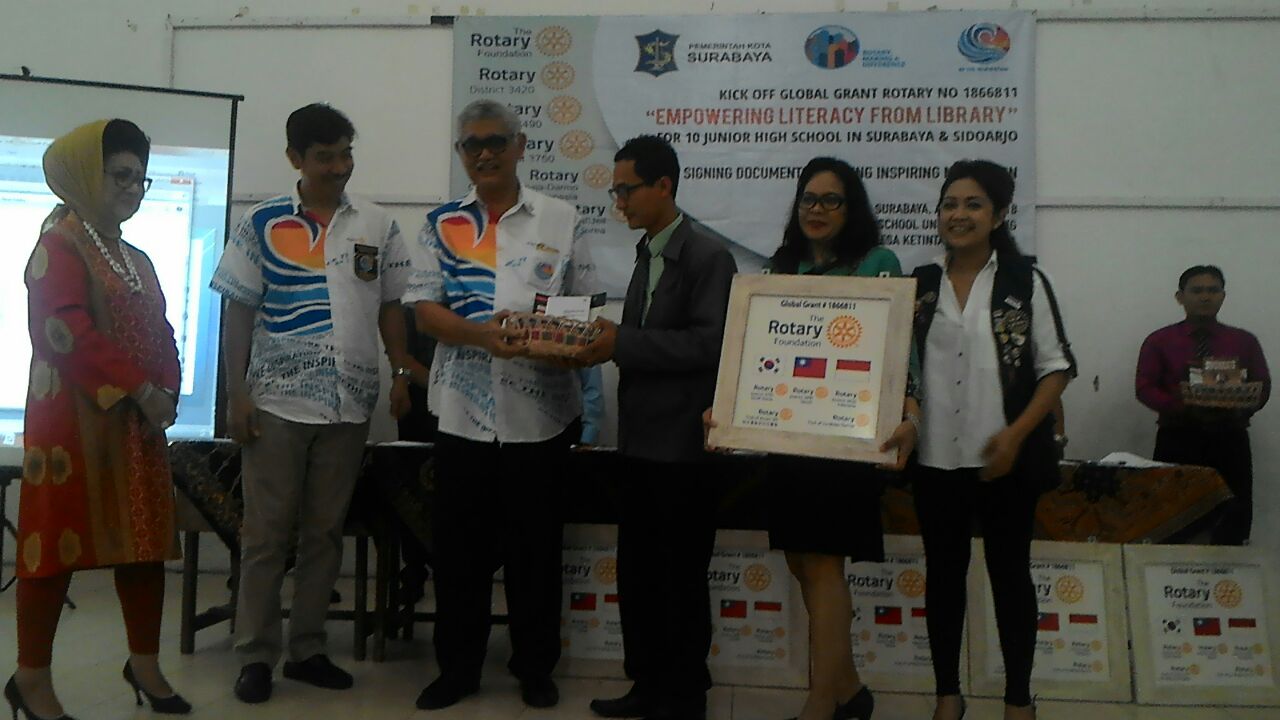 SMP Labschool Unesa Ketintang Tergabung Organisasi Pendidikan Internasional
