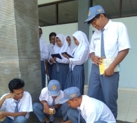 Siswa SMA Labschool Unesa Lidah Wetan Pelajari Sistem Informasi Geografis