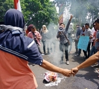 Aksi Demontrasi Aliansi Mahasiswa NTB Kisruh !