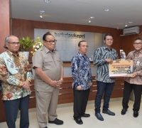 Pemkab Bintan Terima Satu Unit Mobil Pelayanan Pajak Daerah CSR Bank Riau Kepri