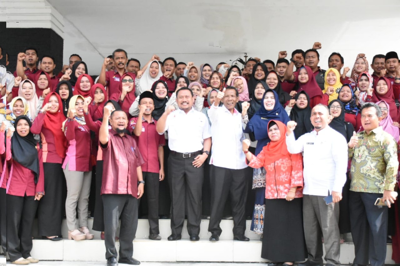 Sebanyak 22 Unit Laptop Dibagiakan Pemda Kepar Kepada PKH
