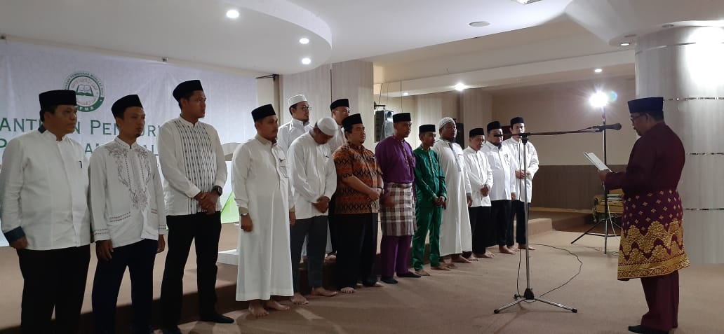 Wagubri Lantik Pengurus YPMR Provinsi Riau