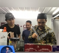 Jabal nur mengunjungi pengusaha starup di pasar segar