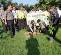 Hari Ini Beberapa Polsek Jajaran Polres Kampar Lakukan Penanaman Pohon