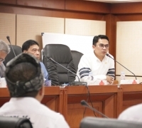Senator Muda asal Riau dukung penuh Honorer diangkat jadi PNS.