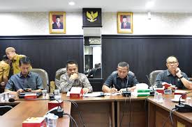 Tindak Lanjuti Laporan Warga Perumahan Villa Karya Housing, Komisi IV DPRD Pekanbaru Gelar Hearing