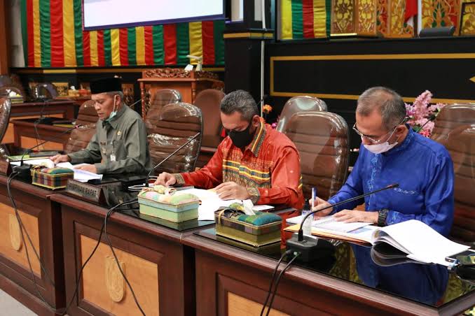 Rapat Kerja Gabungan DPRD Bersama Tim Gugus Tugas Covid-19 Pekanbaru Berjalan Alot