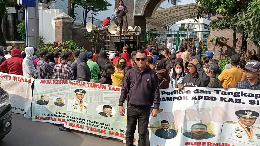 Gaspol, Usut Dugaan Korupsi Hibah di Siak, GMPPK Goyang Kejagung Iwan Pansa Ketua Pemuda Pancasila Kota Pekanbaru bersama GMPPK