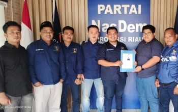 Ketum BMR Riau Broery MP Daftarkan Diri Bacaleg Nasdem Kota Pekanbaru