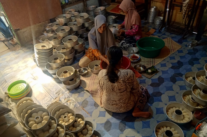 Terinspirasi dari Makanan Khas Daerah, Nasabah UMKM BRK Syariah Tembilahan Kembangkan Bisnis Usaha Roti Gembung