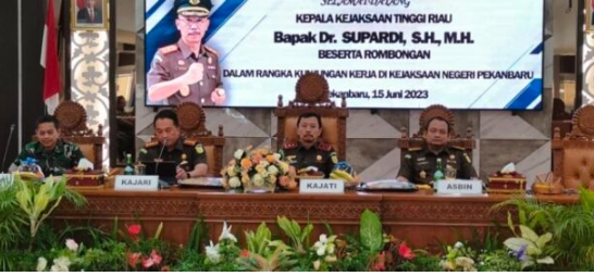 Kajati Riau Dan Ketua IAD Gelar Kunker Dan Supervisi Di Kejaksaan Negeri Pekanbaru