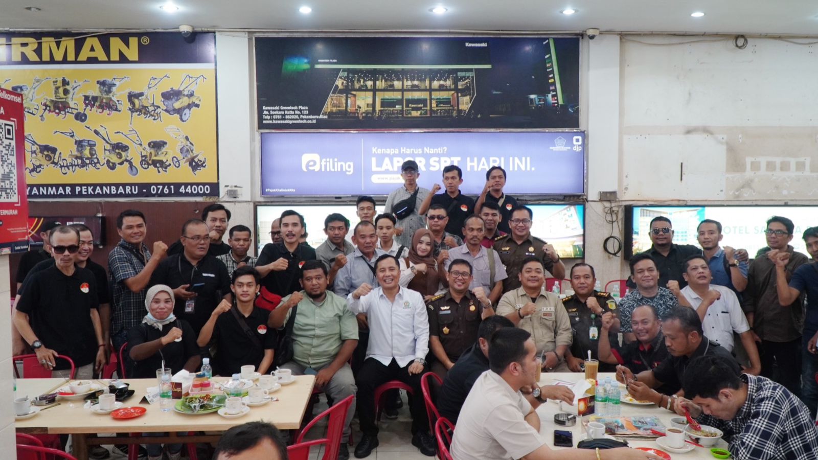 Tingkatkan Sinergitas, Kejaksaan Tinggi Riau Laksanakan Press Gathering Bersama Insan Media