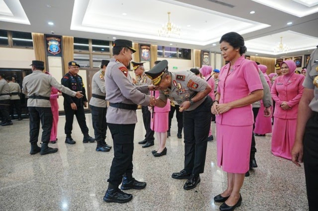 Kapolri Pimpin Korps Raport 45 Jenderal, Ada Komjen Marthinus Hukom, Komjen Rudy Heryanto, hingga Brigjen Dr Hengki Haryadi