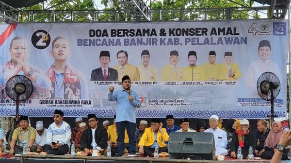 Jarnas For Gibran Gelar Doa Bersama dan Konser Amal di Kabupaten Pelalawan Relawan Jarnas For Gibran Gelar doa bersama dan konser amal bencana banjir di Kabupaten Pelalawan.