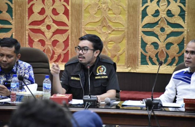 Wakil Ketua DPRD Pekanbaru Ginda Burnama Terima Kunjungan Badan Legislatif Mahasiswa Politeknik Caltex Riau