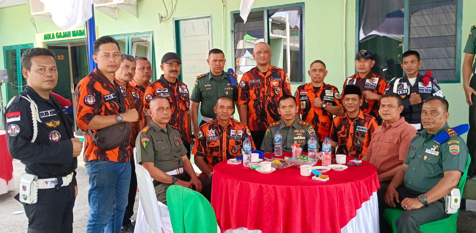 HUT Denpom 1/3 Pekanbaru, KOTI PW Pemuda Pancasila Provinsi Riau Hadiri Kegiatan Amal