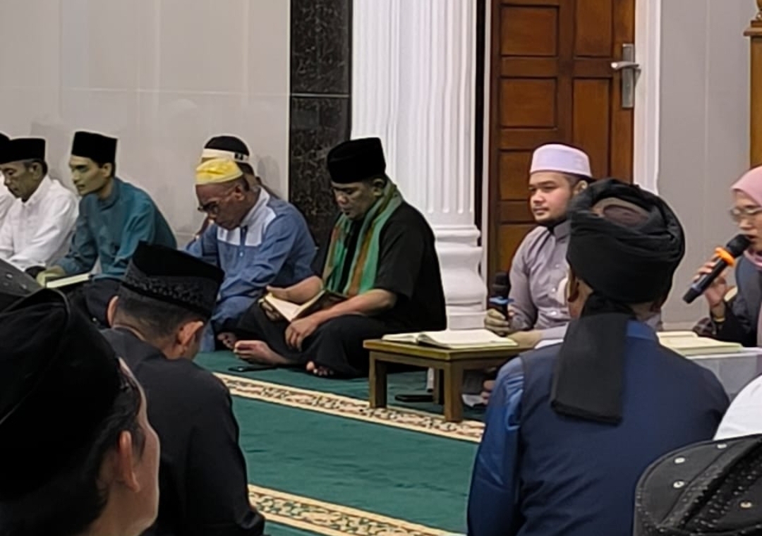 Gencarkan Program Magrib Mengaji, Bupati Zukri Berkunjung Ke Masjid Ar-Rahman