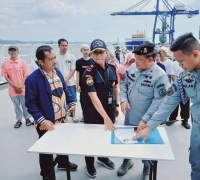Bakamla RI Pulangkan 16 Nelayan Indonesia Yang Ditangkap Malaysia