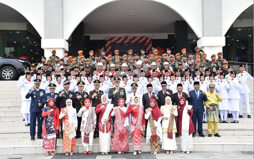 DPRD dan Pemko Pekanbaru Rayakan HUT ke-79 RI