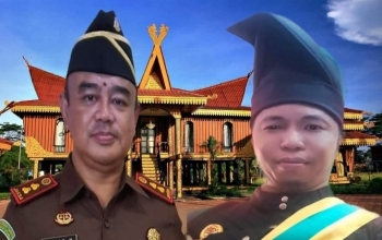 Ketua Umum ALIANSI PEJUANG TANAH MELAYU RIAU Alexander Apresiasi Kinerja Kejari Rokan Hulu, KEPALA KEJAKSAAN ROHUL : Tidak Ada Ruang Bagi Oknum Perusak kawasan Hutan Riau