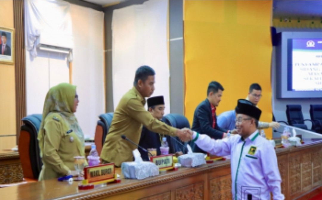 Bupati dan Wakil Bupati Kampar Hadiri Rapat Paripurna Penutupan dan Pembukaan Masa Reses Persidangan I DPRD Kabupaten Kampar