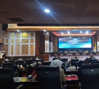 Rapat Paripurna DPRD Kota Pekanbaru, Jepta Sitohang  Jabat Ketua Komisi III Gantikan Gantikan Niar Erawati
