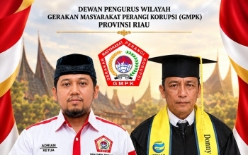 Dikukuhkan Datuk Gadang Batuah Dan Wisuda Magister Manajemen, Adrian GMPK Riau Sampaikan Selamat kepada Donny Harvens